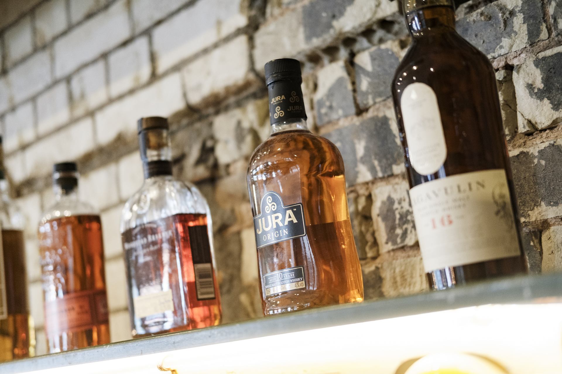 Drinks at The Drayton Court Hotel in Ealing Drinks at The Drayton Court Hotel in Ealing