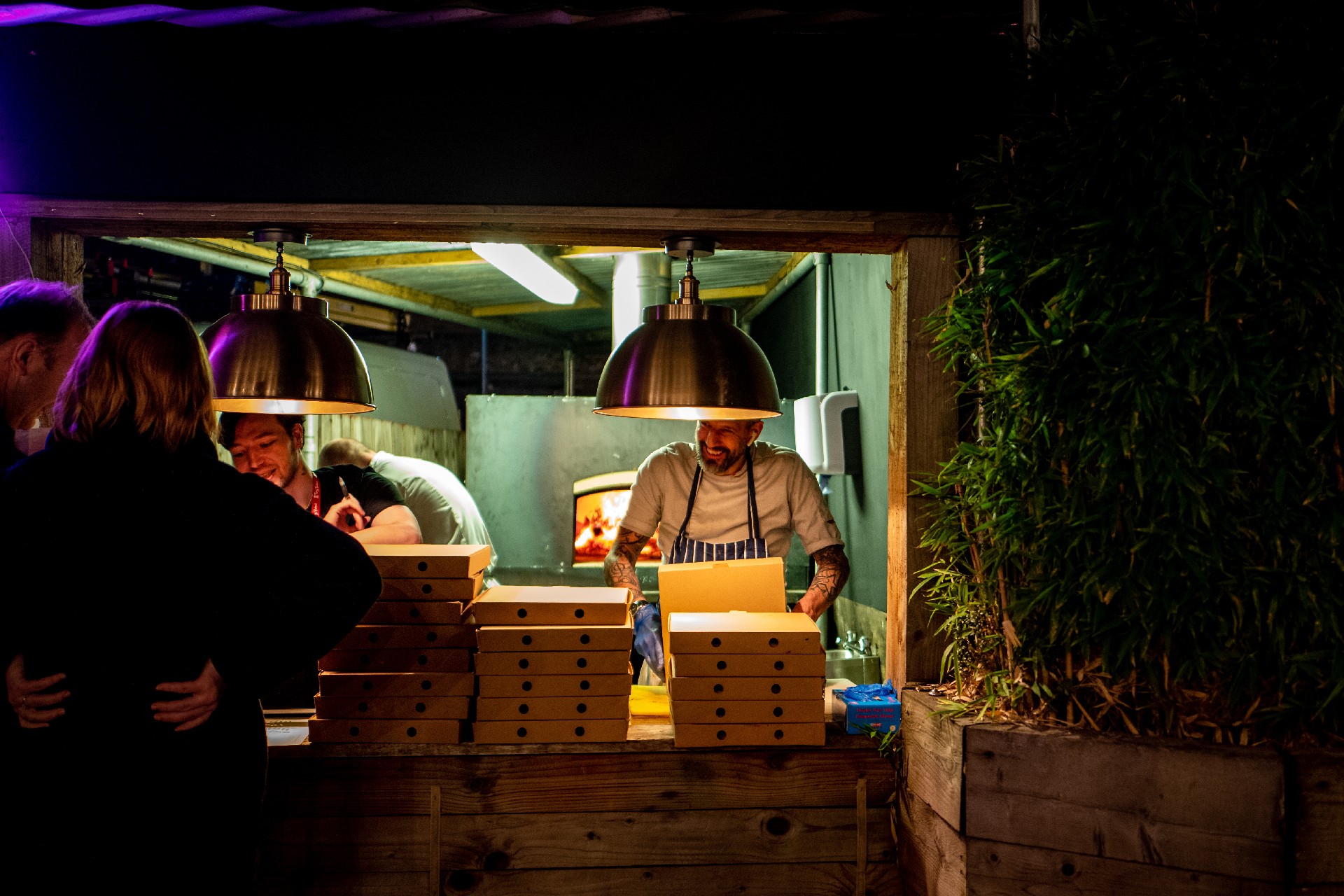 Pub Garden in Ealing Drayton Court Hotel Pub Garden in Ealing Drayton Court Hotel